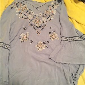 Boutique cross front shirt w/ bell bottom sleeves